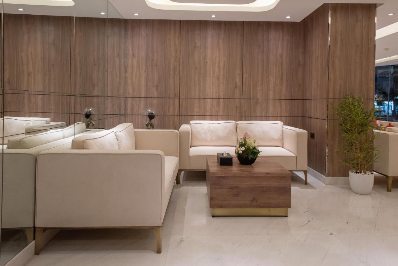 Aparthotel Corp Executive